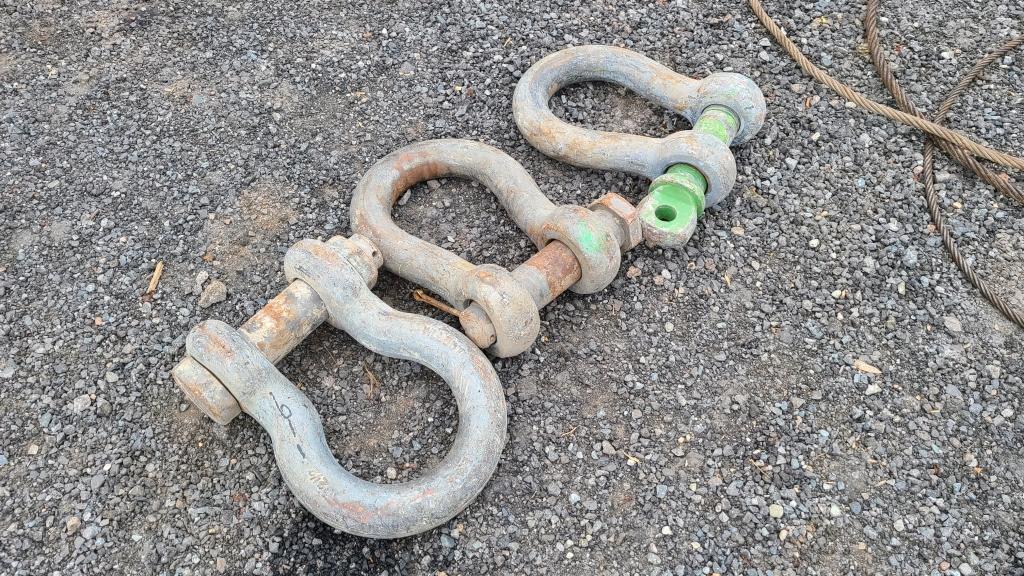 (3) 55 ton   Anchor Shackles