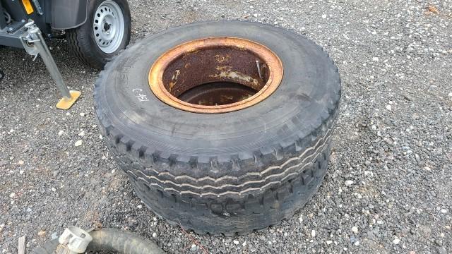(2) 11r20 tires