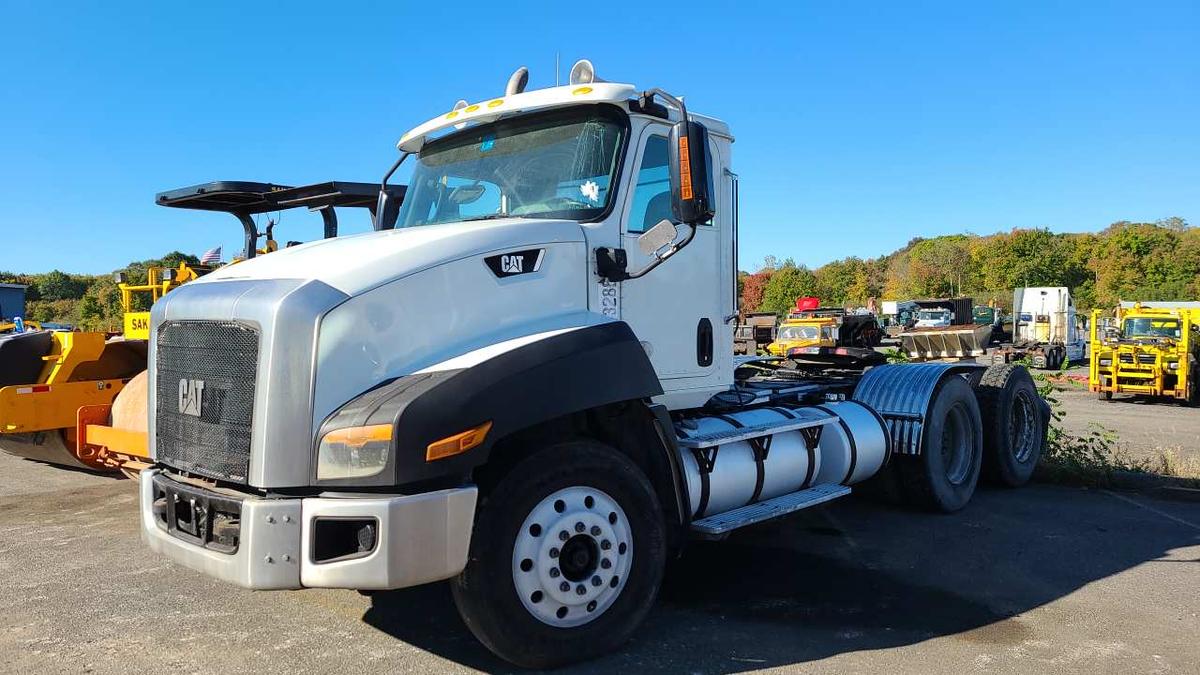 2013 Cat Ct660 Road Tractor