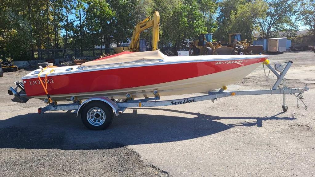 1986 Donzi Boat