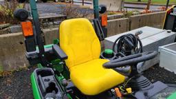 John Deere 1025 R Tractor