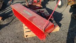 Steiner hydraulic broom