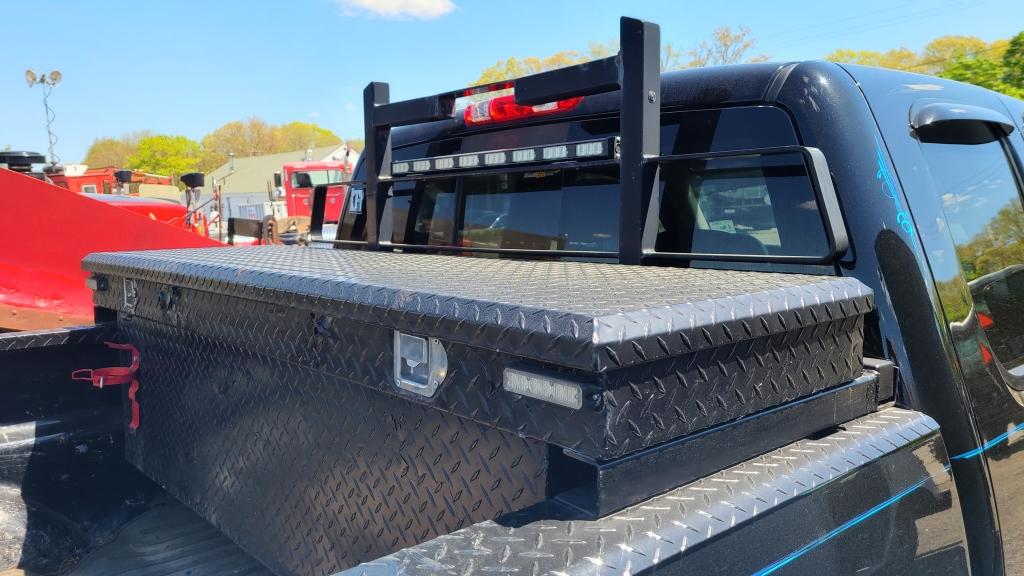 2013 chevy 2500hd with plow