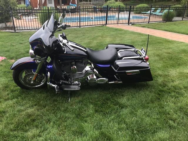 2004 Harley Davidson  Cvo Street Glide