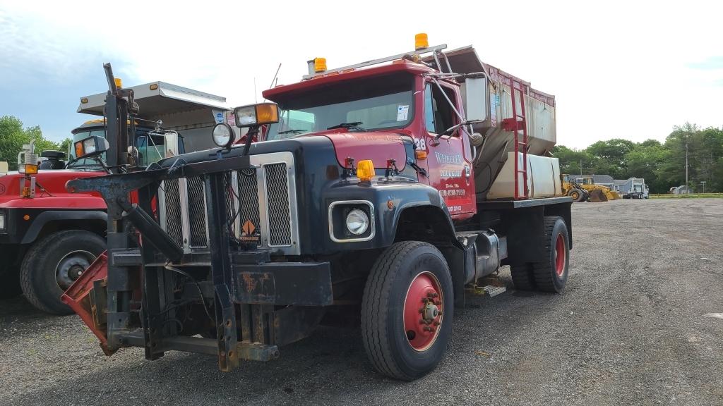 1996 International Sander Truck