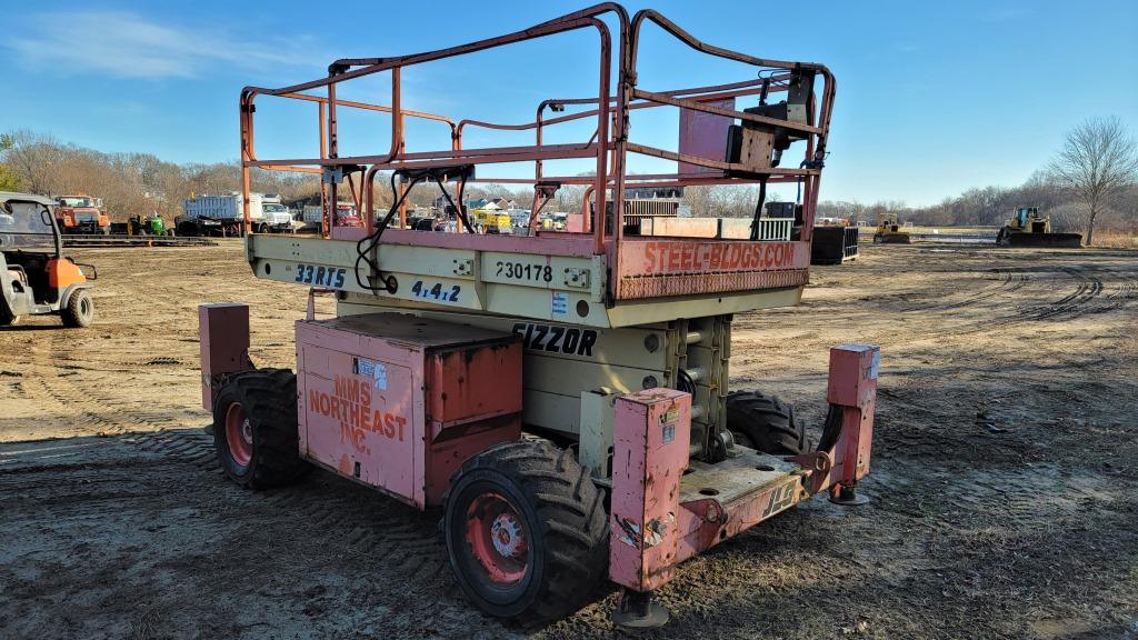 2000 JLG 33rts Scissor Lift