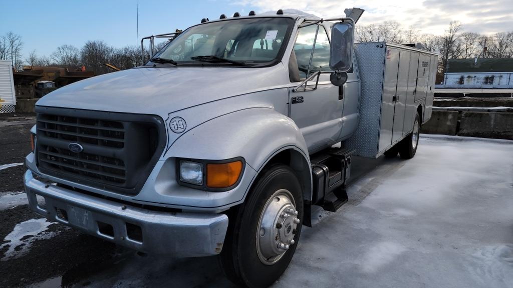 1999 Ford F650 Service Truck