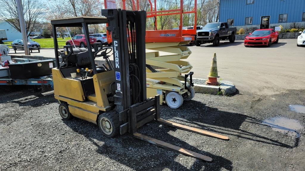 Clark Forklift