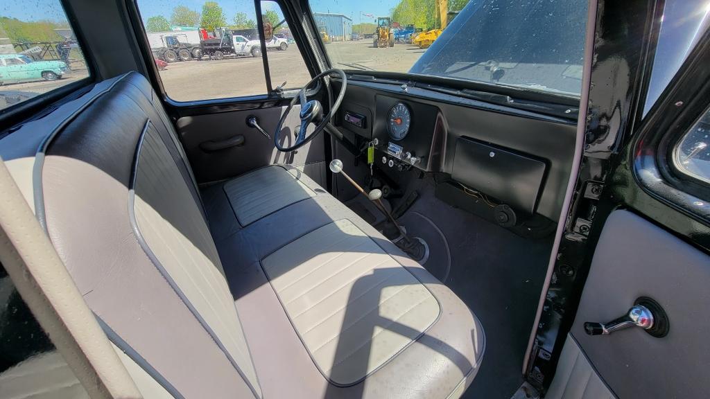 1962 Jeep Pickup Truck