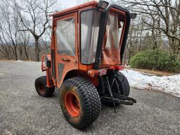 Kubota B1700 HST 4x4 Tractor