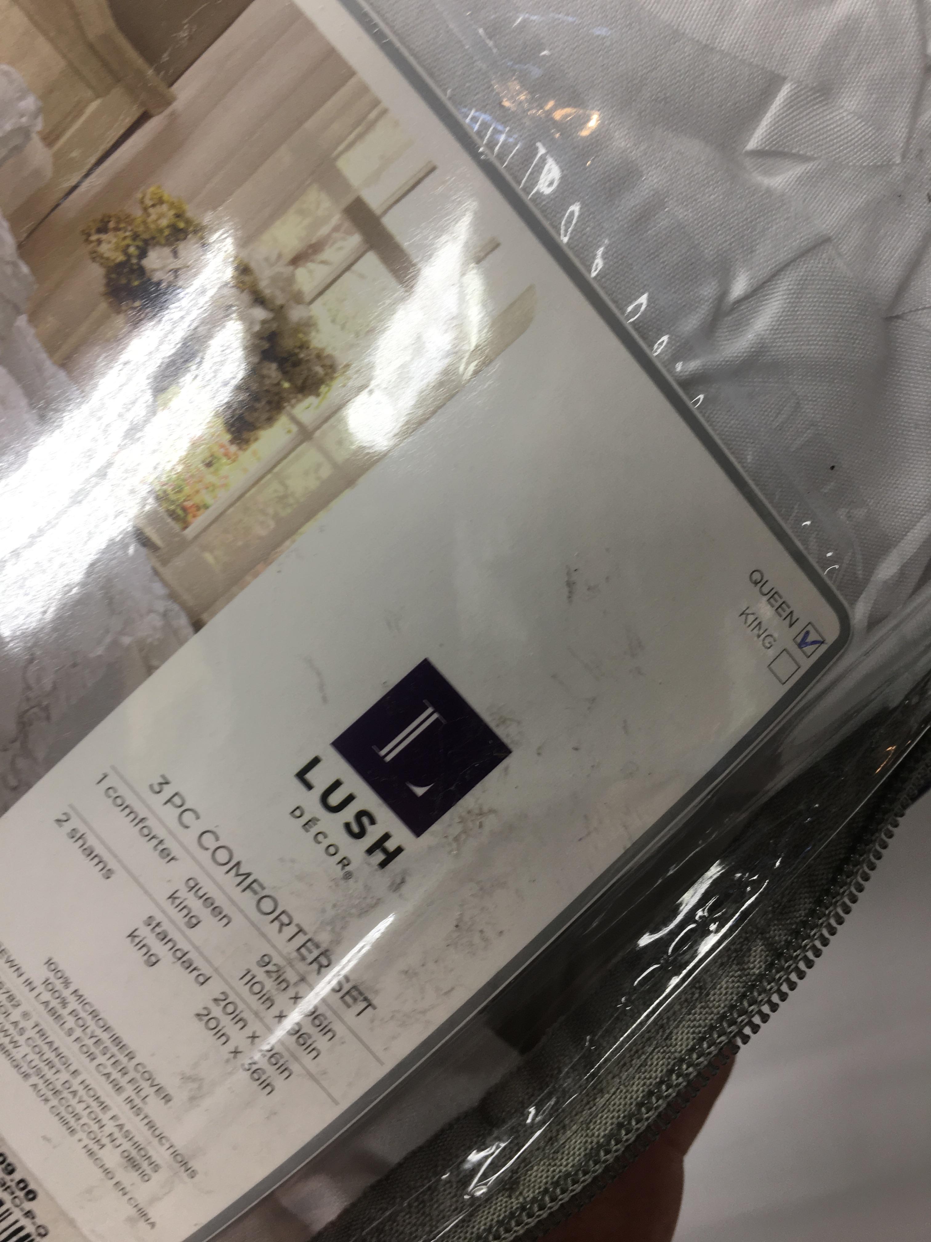 LUSH Décor Avon White 3 Piece Comforter Set/Queen