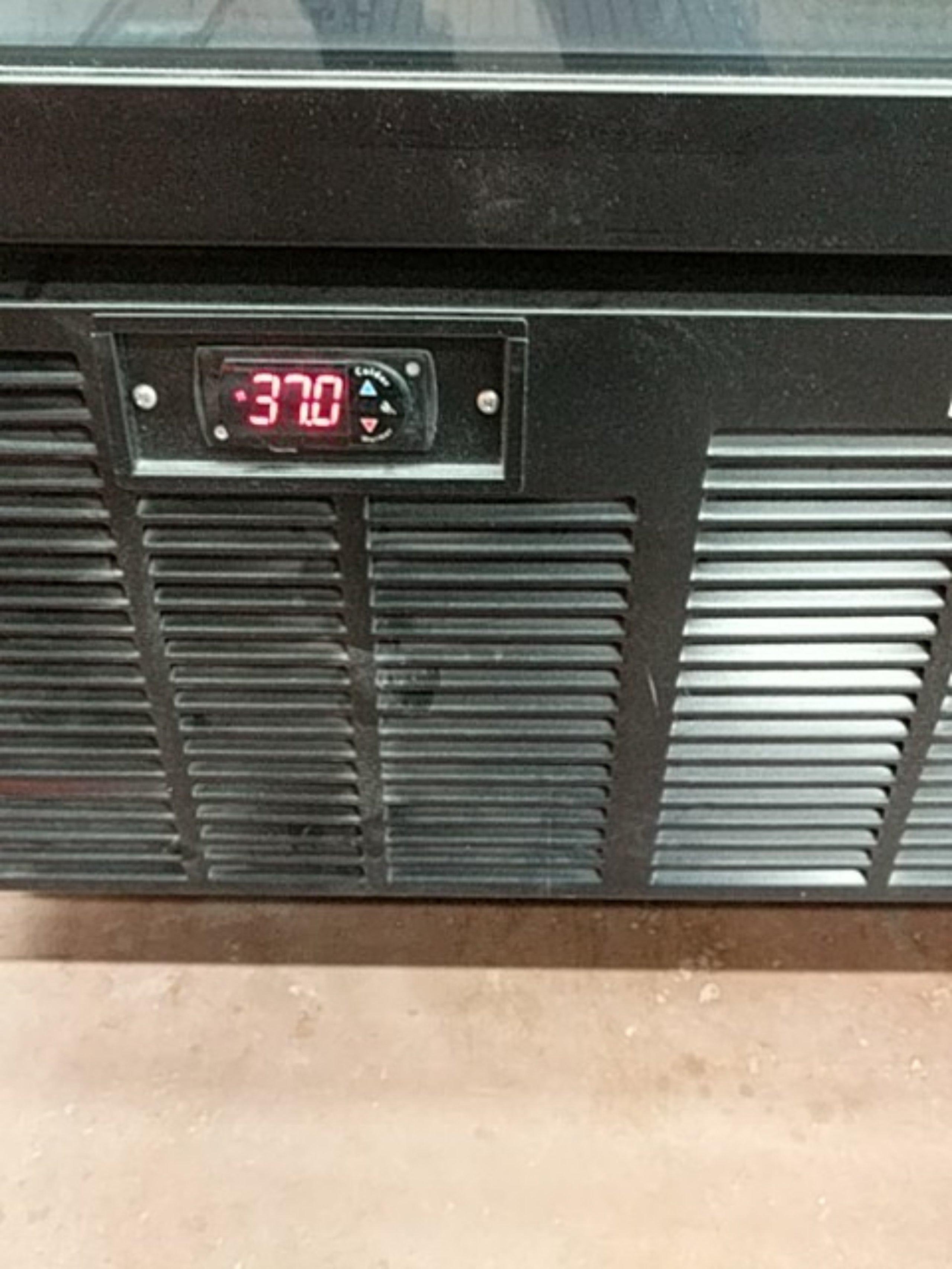 Habco Commercial Door Refrigerator Model SE12