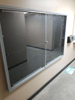 6' x 4' Wall Mounted Display Cases