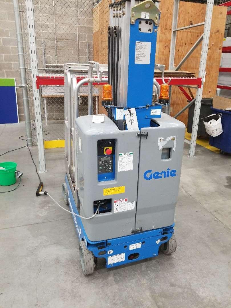 Genie QS-20R Scissors Lift