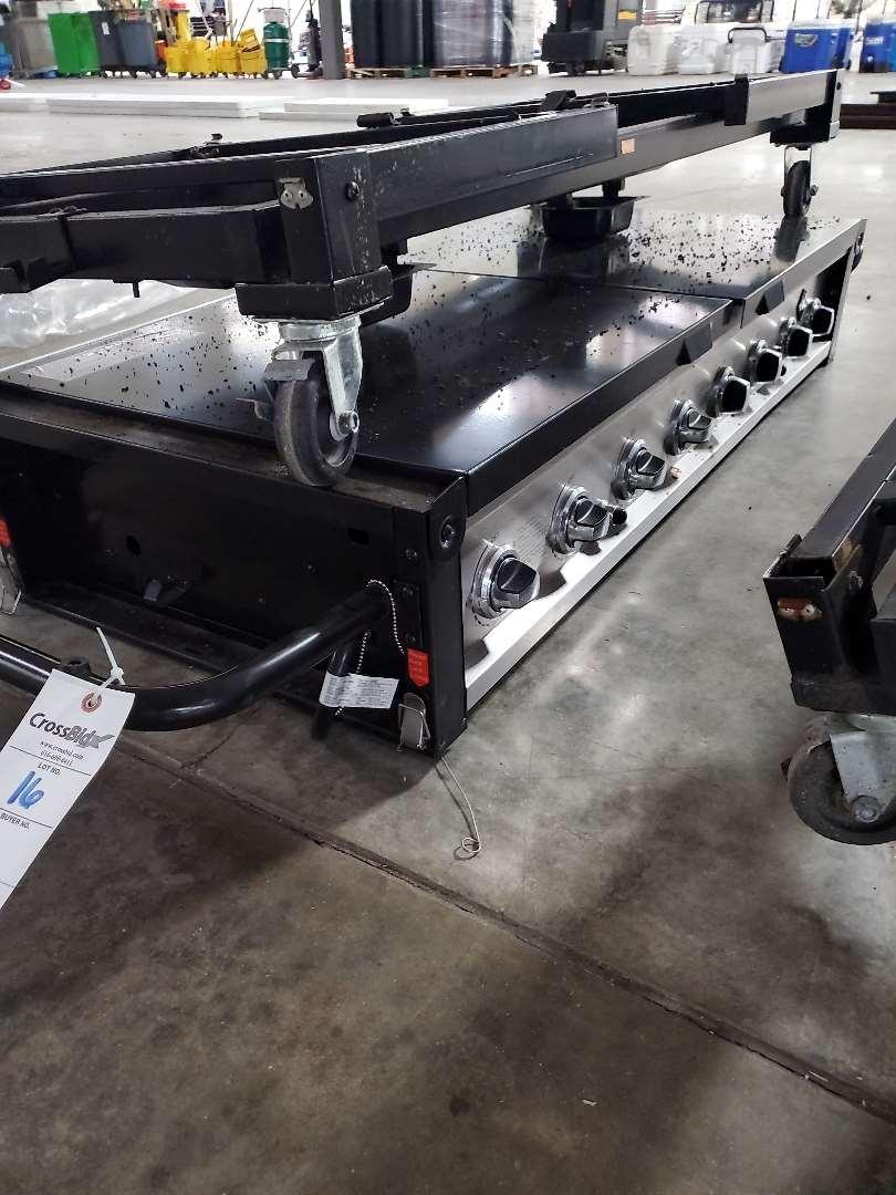 Members Mark Eight Burner Propane Grill With Cart