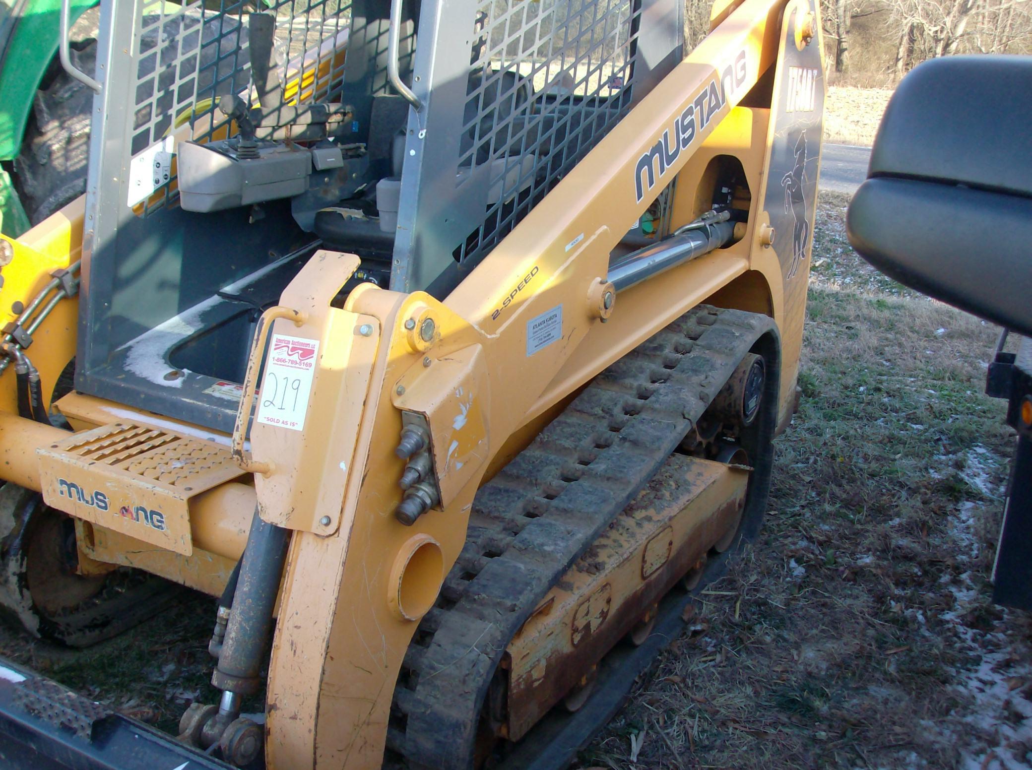 MUSTANG 1750 RT SKID STEER, S/N MMC175RTE00030874, 2 SPD, OROPS, GPB, 2,082 MTR HRS