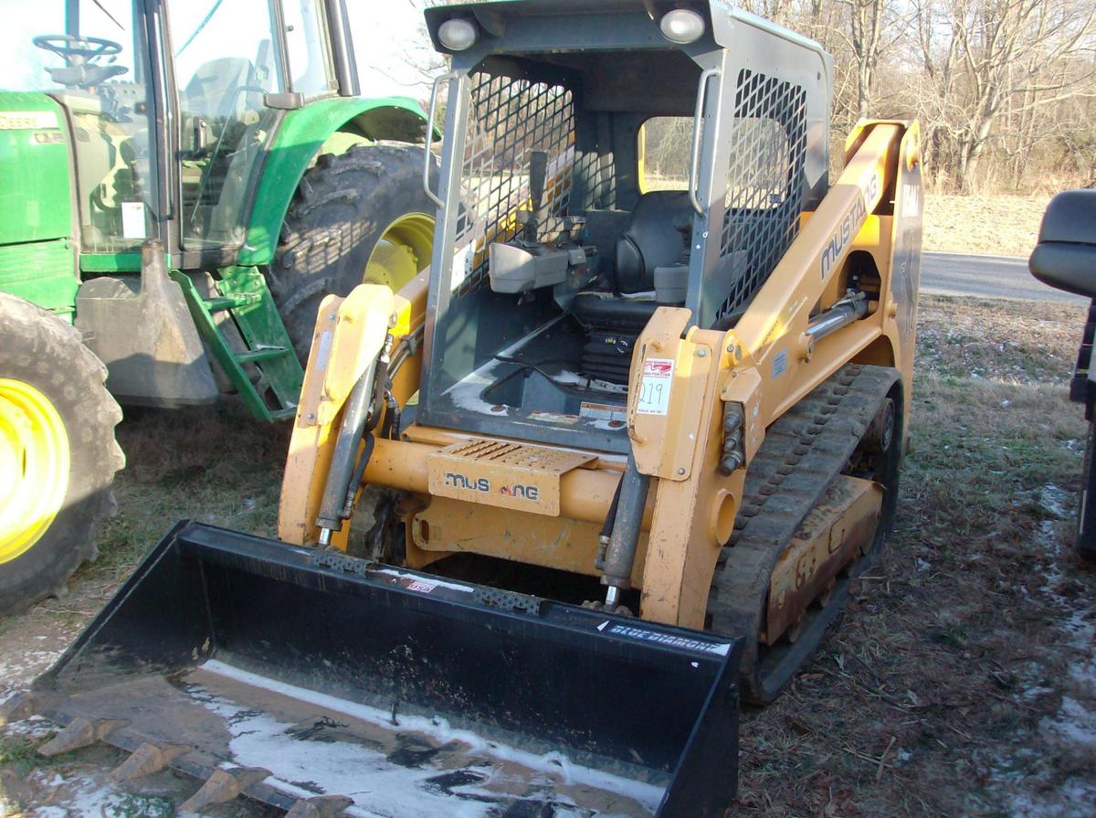 MUSTANG 1750 RT SKID STEER, S/N MMC175RTE00030874, 2 SPD, OROPS, GPB, 2,082 MTR HRS