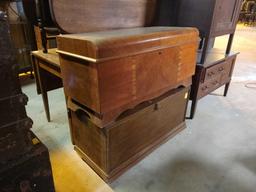 2 BLANKET CHEST