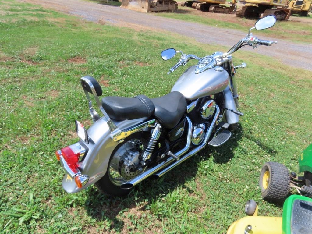 2005 Kawasaki VN1500-N Motorcycle, VIN # JKBVNAN145A020001