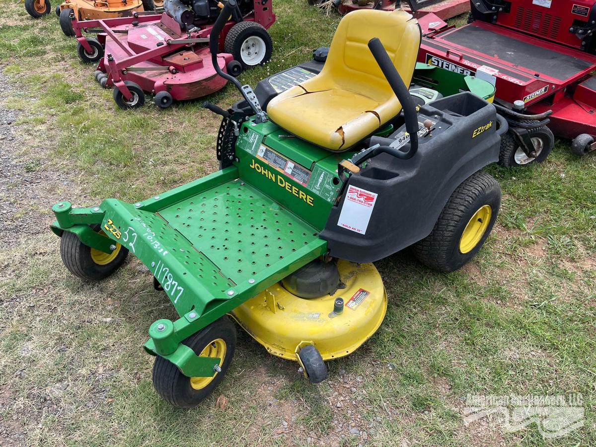 2011 JOHN DEERE Z225 ZERO TURN