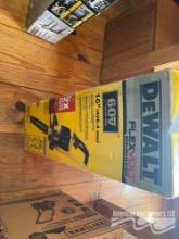 DEWALT CHAINSAW 60 VOLT MAX