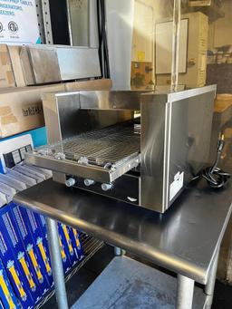 Vollrath 40" Ventless Countertop Conveyor Oven with 10 1/2" Wide Belt - 1700W, 120V