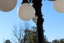 5 GLOBE HORSE LAMP POST . ~