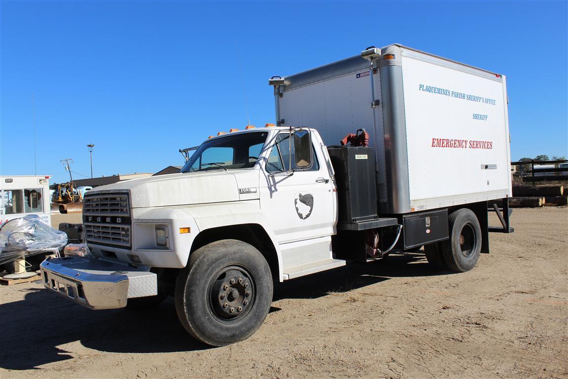 FORD F700 Emergency Service 12' Box Body, Fuel Tank w/ Pump, Rear Doors, Diesel Engine, Automatic Tr