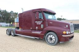 FREIGHTLINER FLC120 Diesel Engine, 10 Speed Transmission, Air Ride, Tandem Axles, Fifth Wheel, 295/7