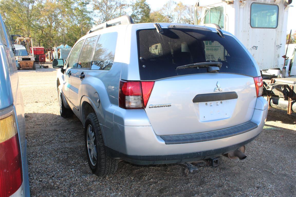 MITSUBISHI ENDEAVOR SALVAGE, Gas Engine, Automatic Transmission, Single Axle, 150,501 Miles  ~ 92289