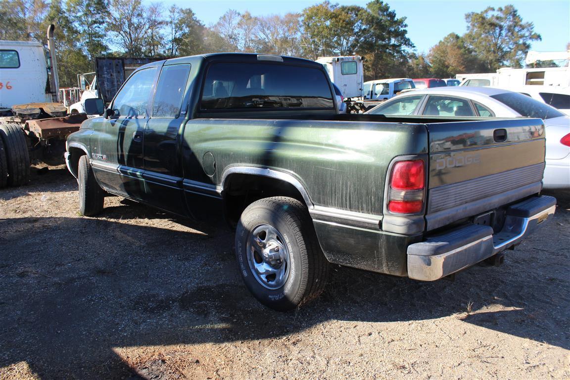 DODGE RAM 1500 SALVAGE, Extended Cab, Gas Engine, Automatic Transmission, Single Axle  ~ 92584