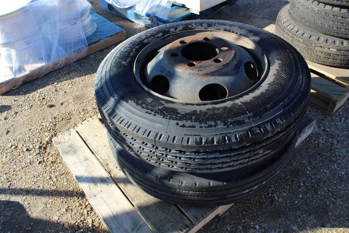 PALLET OF (2) TIRES & RIMS . ~