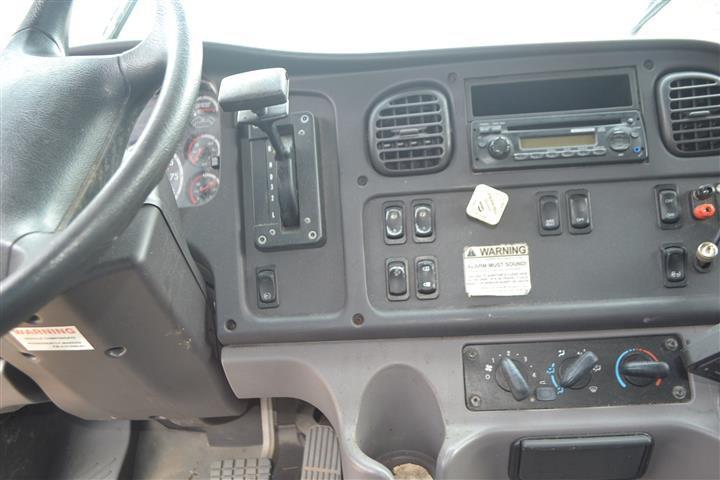 FREIGHTLINER BUSINESS CLASS M2 106 18' Van Body, Rear Roll Up Door, Cummins ISB6.7-240 Diesel Engine