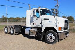 MACK PINNACLE CHU613 Day Cab, MP8 Mack Engine, 445HP, M Drive Automatic Transmission, 12,000lb Front