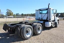 MACK PINNACLE CHU613 Day Cab, MP8 Mack Engine, 445HP, M Drive Automatic Transmission, 12,000lb Front