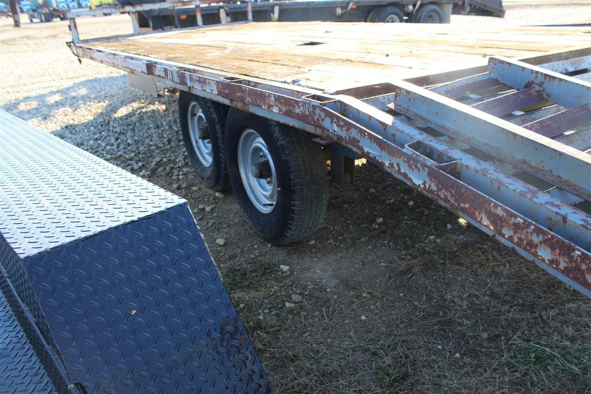 24' FLATBED TRAILER W/ DOVETAIL, RAMPS, TANDEM AXL . ~