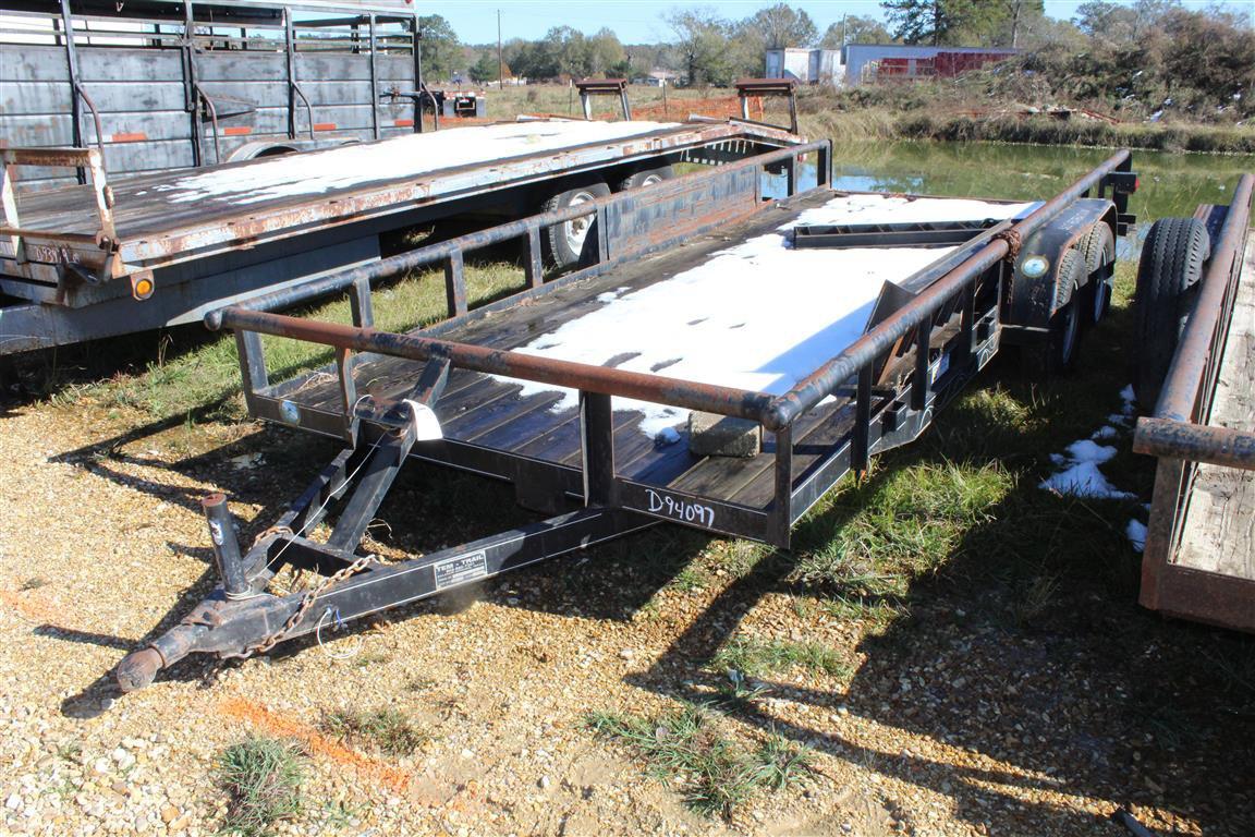 TEMCO  18' Utility Trailer, Tandem Axles, Ramps  ~ Y