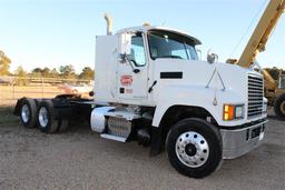 MACK PINNACLE CHU613 Day Cab, MP8 Mack Engine, 445HP, M Drive Automatic Transmission, 12,000lb Front