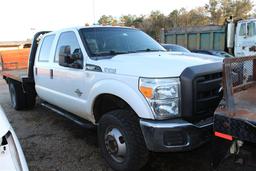 FORD F350 SALVAGE, 9' Steel Flatbed w/ Hide Away Hitch, Fuel Tank, Crew Cab, Powerstroke Diesel Engi