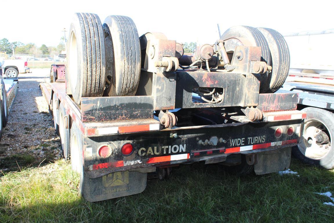 FONTAINE 53' Lowboy Trailer 26' Loadwell, Tri Axles, Pin on  ~ Y