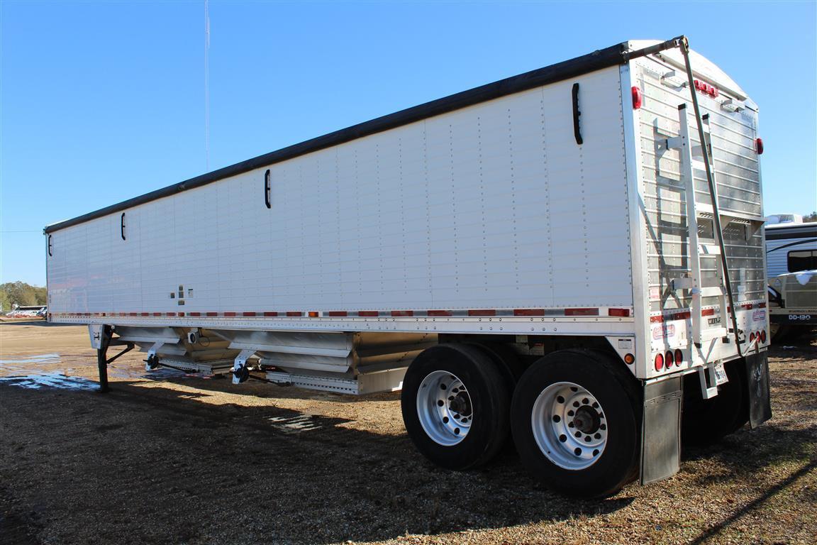 WILSON DWH-550 43' Alum. Grain Trailer, Tandem Axles, Hopper Bottom  ~