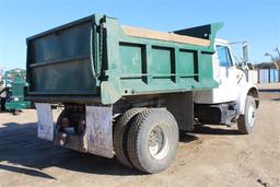 INTERNATIONAL 4900 6/8 Yard Dump, Diesel Engine, 7 Speed Transmission, Single Axle  ~