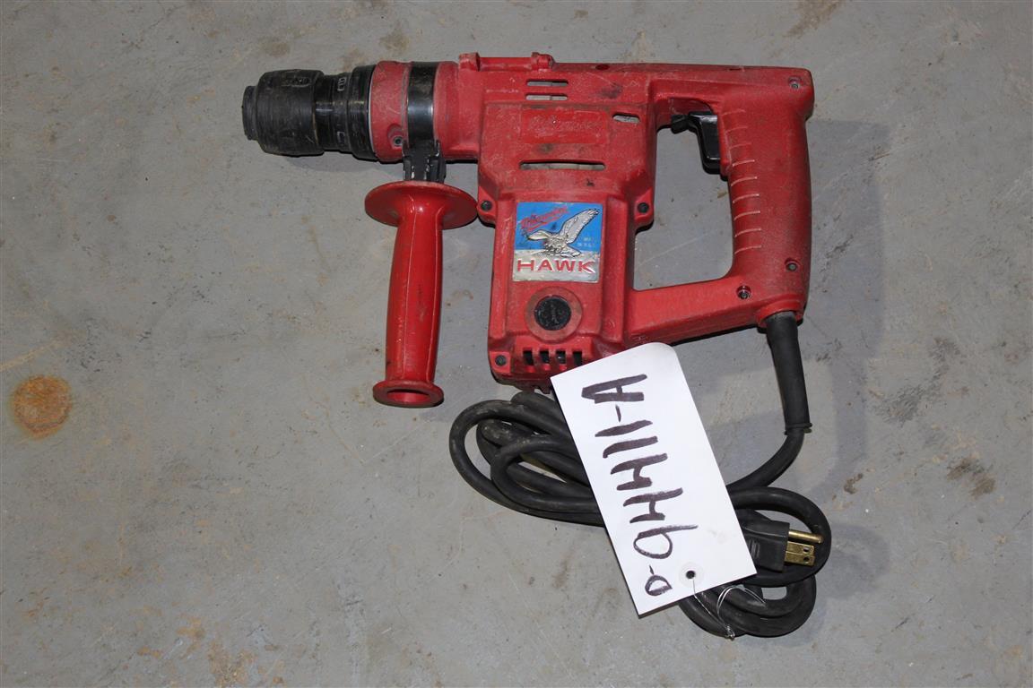 MILWAUKEE HAWK SERIES HAMMER DRILL . ~