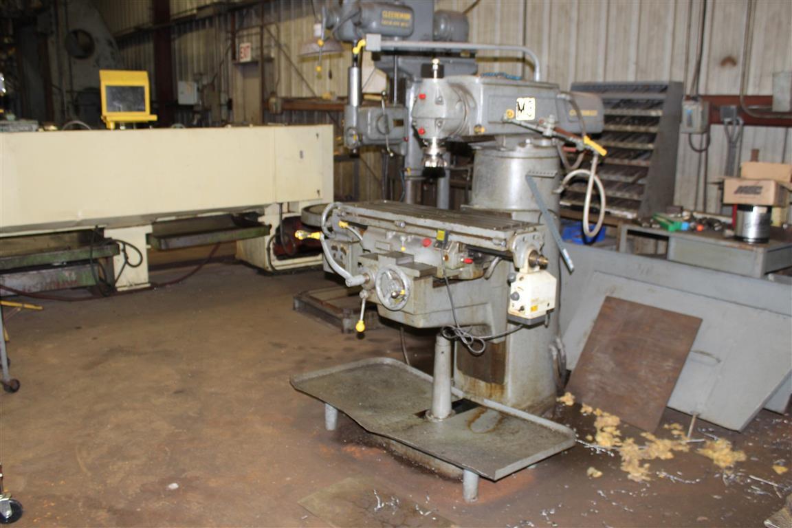 Cincinnati Cat 40 tapper mill, 10" x 36" table bed