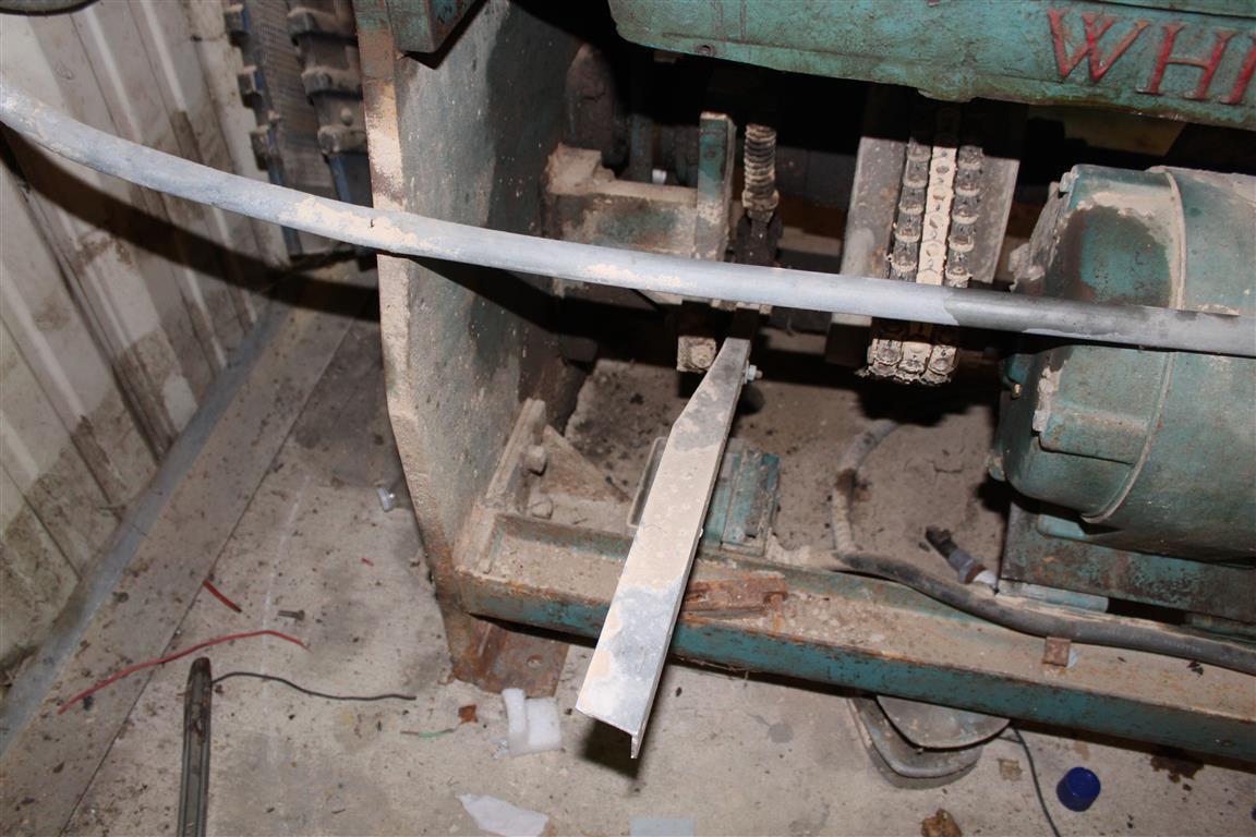 Whitney Jensen  Press Brake, 4’, serial number 361617871263