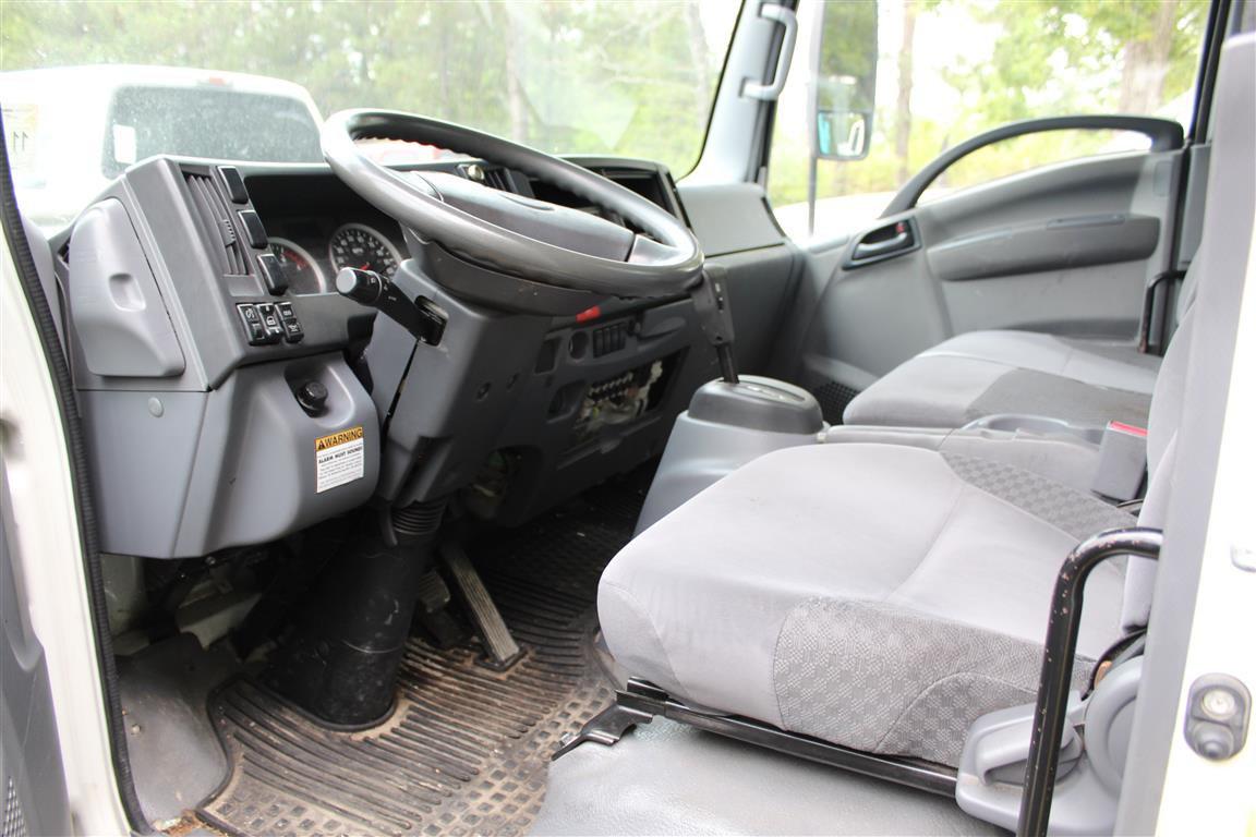 2011 Isuzu Cab Over Glass Truck