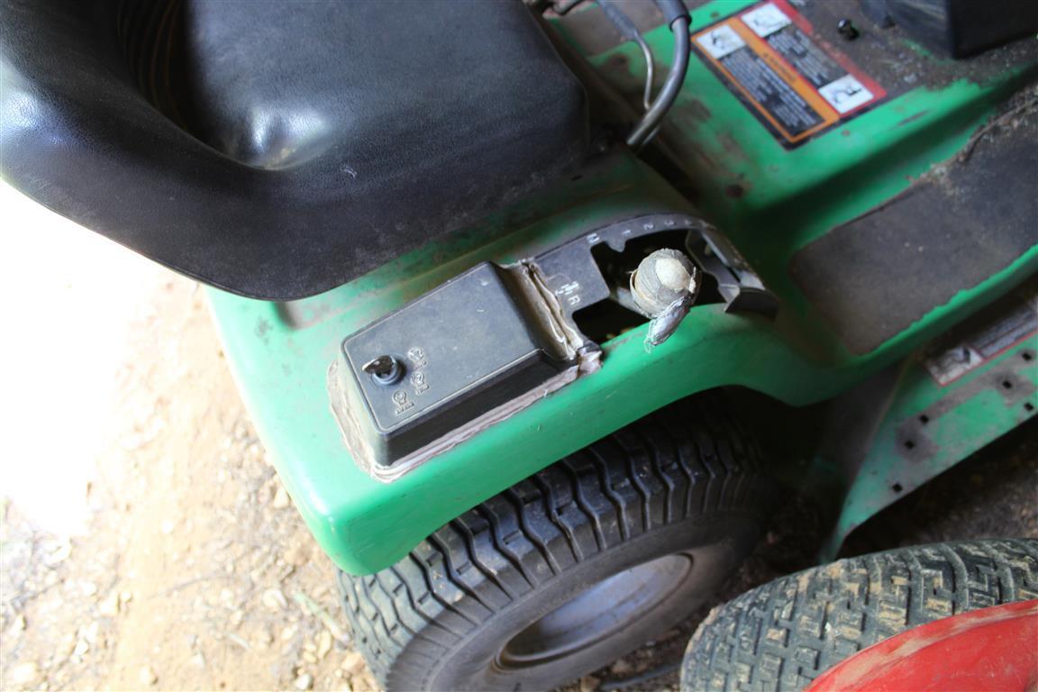 John Deere Sabre 36' Riding Lawn Mower