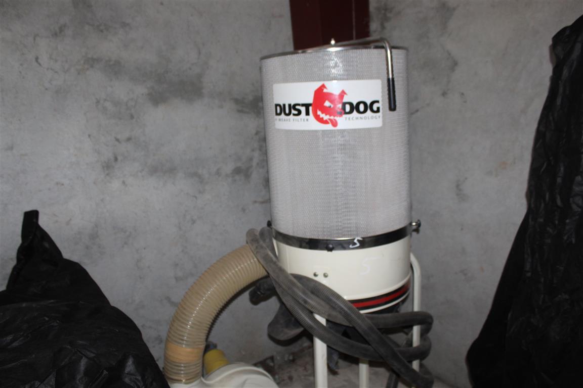 Dust Dog V-Weave Filter Technology Dust Collector