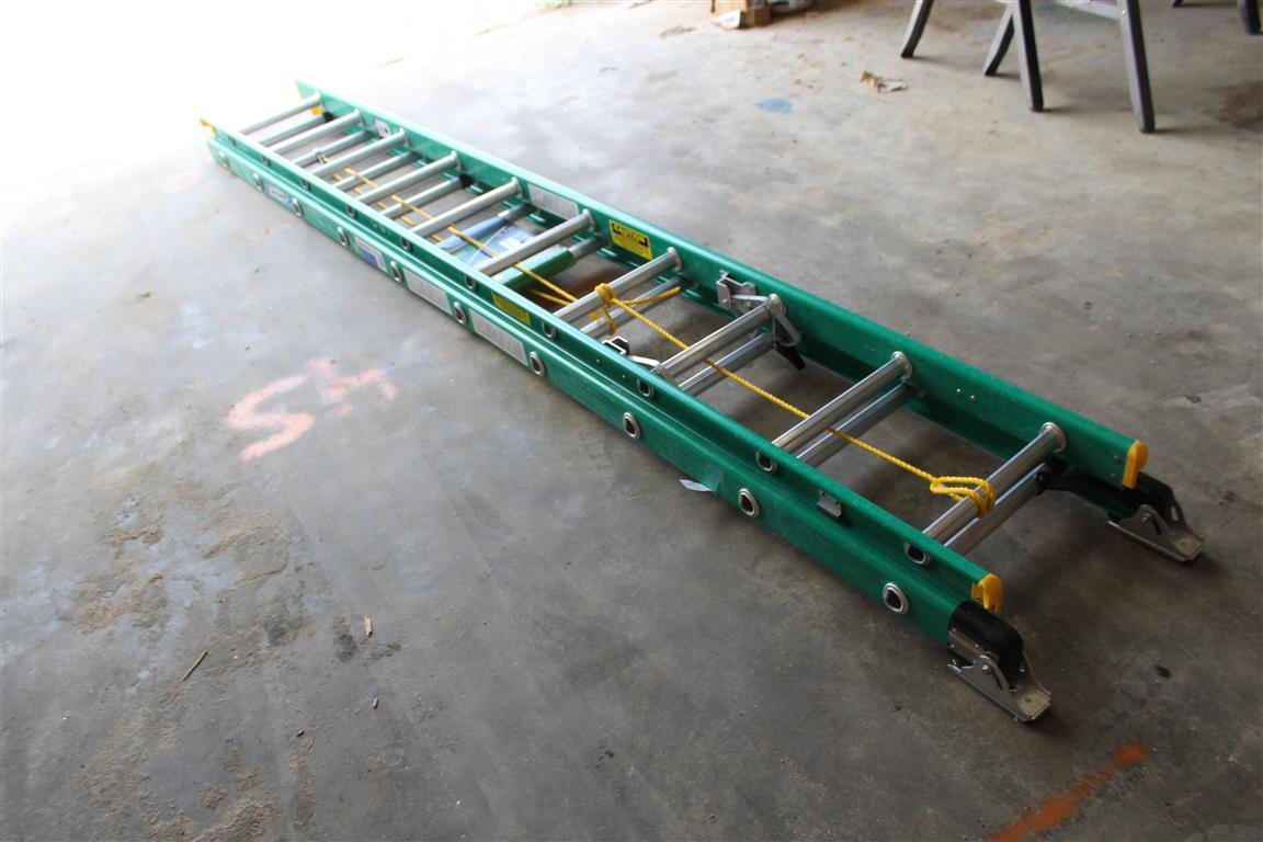 20' Werner Fiberglass Extension Ladder