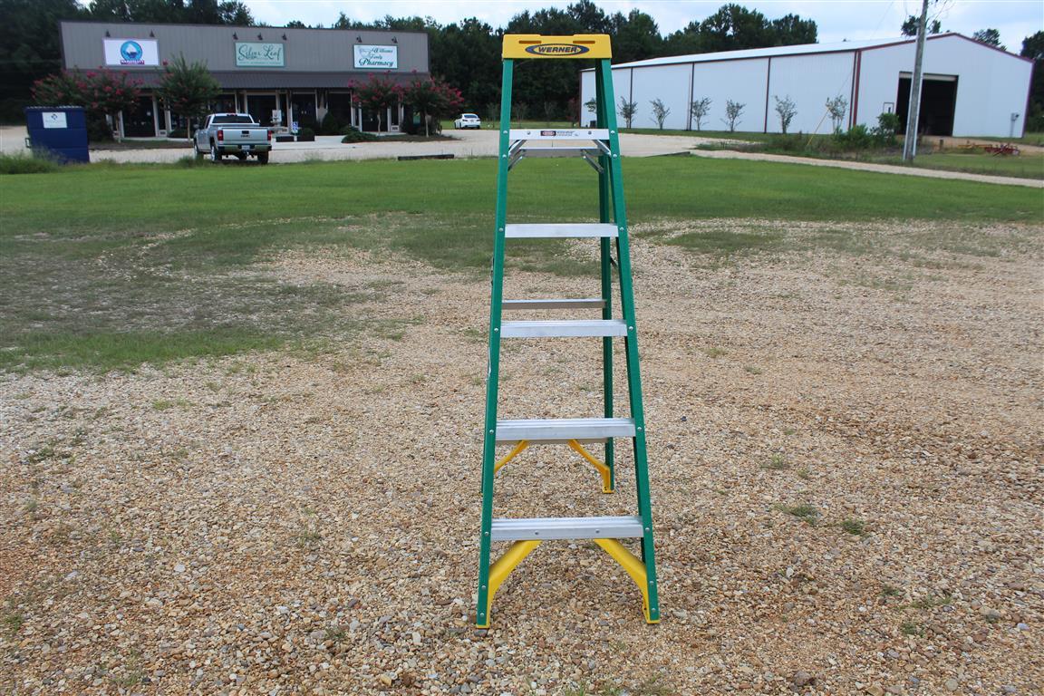 6' Werner Fiberglass Step Ladder